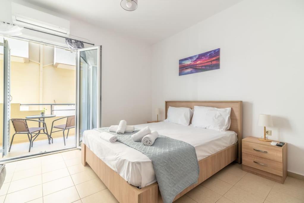 Urban Apt Next University 17 Ираклион Экстерьер фото